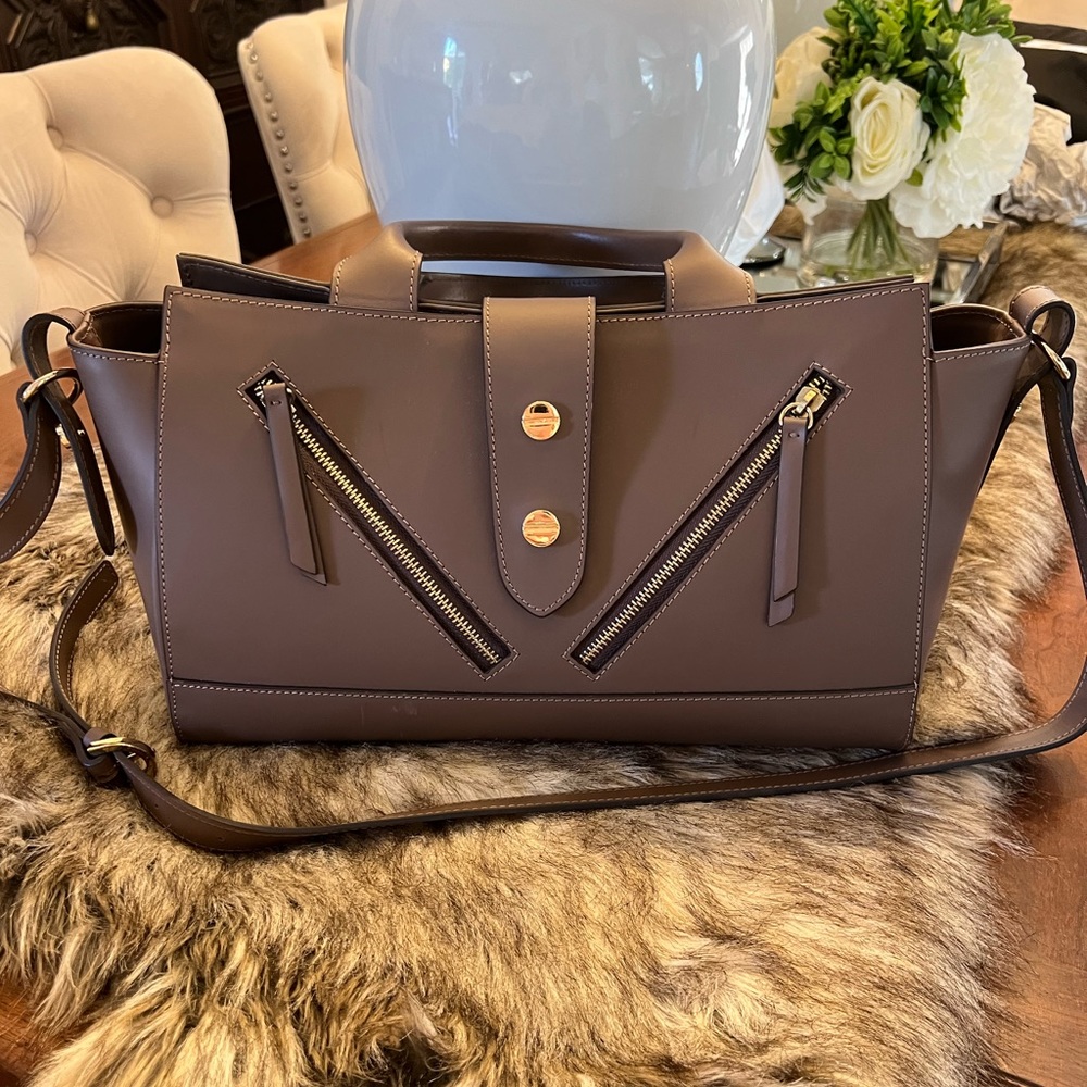 EUC ITALIAN LEATHER HANDBAG 👜❤️